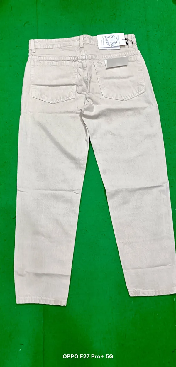 Off_White_Denim_Slim_Fit_Jeans_for_Men