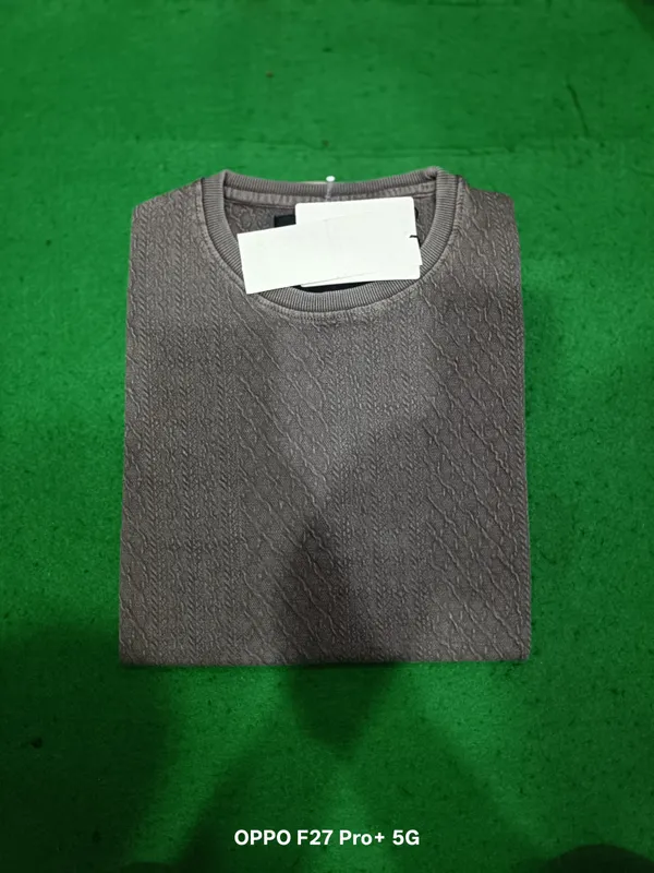 Grey_Textured_Crew_Neck_T-Shirt_for_Men