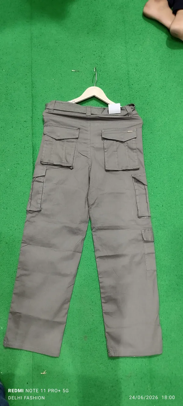 Grey_Cargo_Trousers_for_Men