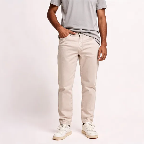 Off_White_Denim_Mom_Fit_Jeans_For_Men