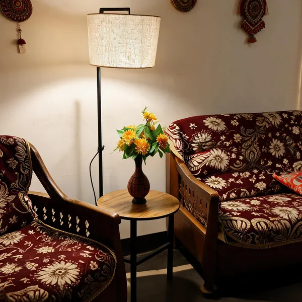 Metal_Adjustable_Floor_Lamp_With_Wooden_Side_Table