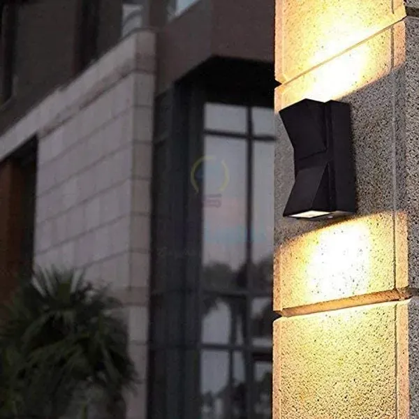 _10-Watts_K-Shape_Up_Down_Outdoor_LED_Wall_Light,_Aluminum_Black_Die_Casting_Body,_Warm_White_3000K,_Waterproof,_Rectangular