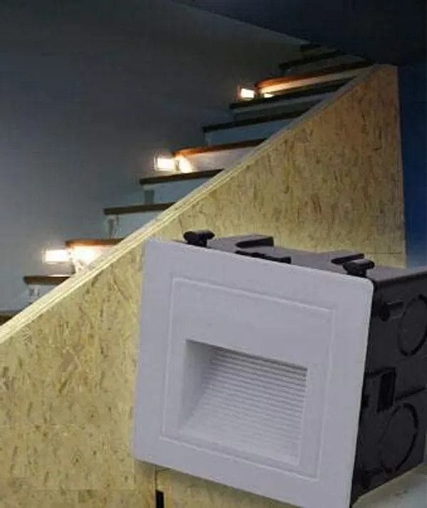 2W_Aluminum_Embedded_Staircase_Outdoor_LED_Foot_Light_Step_Corner_Wall_Stair_Square_Waterproof_Lamp_(White_Body)