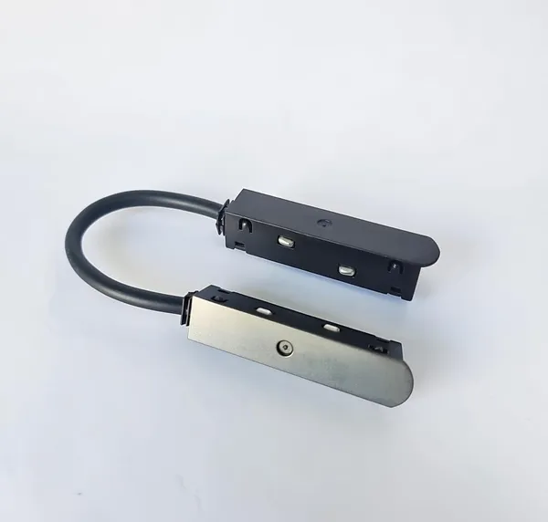 Straight_Conector_for_a_22mm_Magnetic_Track_Lighting_System_01