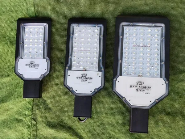 White_Outdoor_24w_Street_Light_Waterproof_Light_With_2_Years_Guarantee_Piec_More