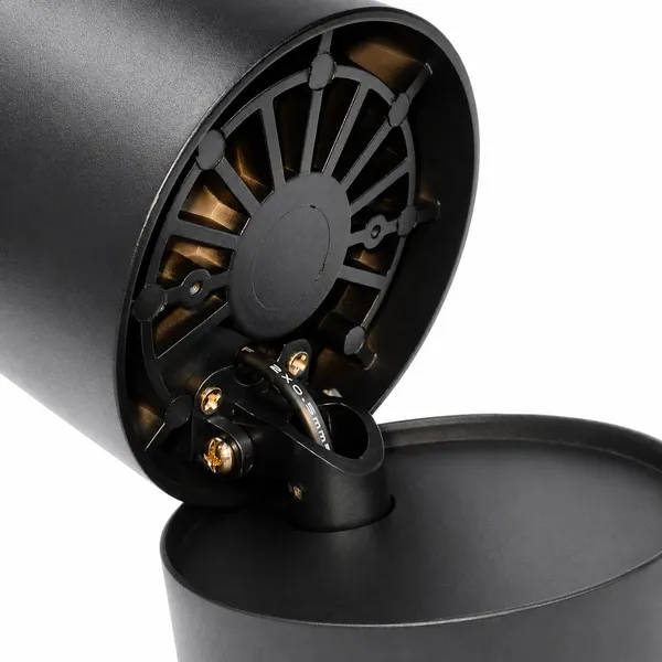 _18_Watt_Adustable_Amor_Cylinder_|_Black_Body,_Black_Reflector,_Color_Natural_White_4000k