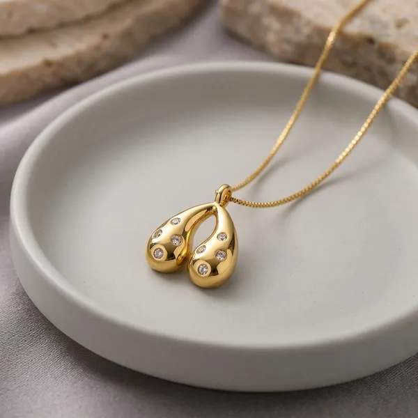 Golden_Plated_Dewdrops_Pendant_Necklace_For_Women