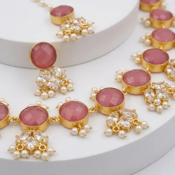 Pink_Onyx_traditional_Pearl_Necklace_For_Women