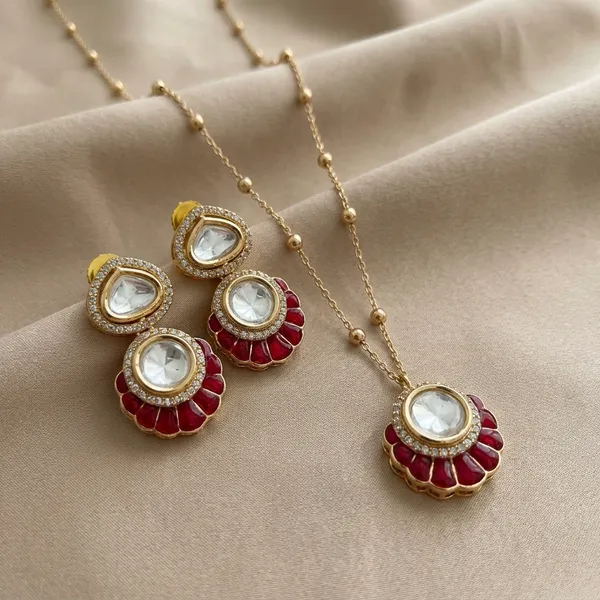 Red_Brass_Enamel_Kundan_Fan_Pendant_Necklace_Set_For_Women