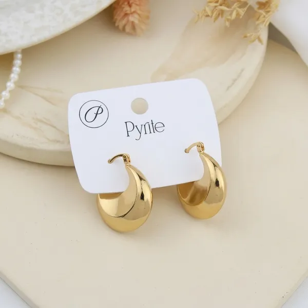 Golden_Gold_Plated_Moon-Shaped_Hoop_Earrings_For_Women