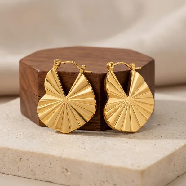 Golden_Anti-Tarnish_Love_Hoop_Earrings_For_Women