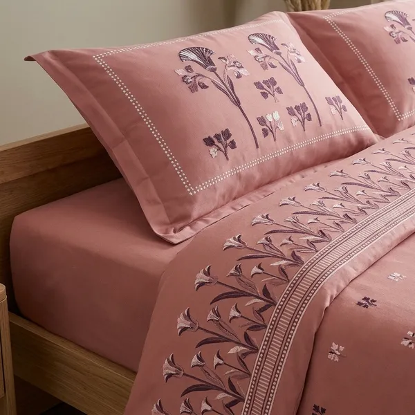 Brown_&_Dusty_Rose_180_Tc_Cotton_Procian_1_Bedsheet_And_2_Pillow_Cover