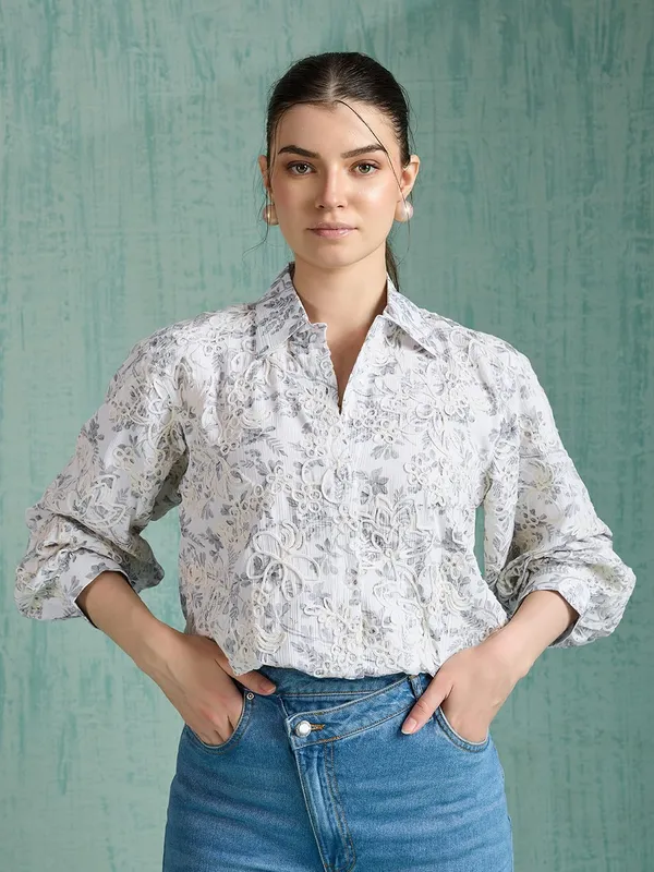 Womens_Polyester_Button_Down_Shirt