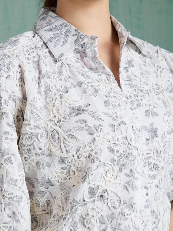 Womens_Polyester_Button_Down_Shirt