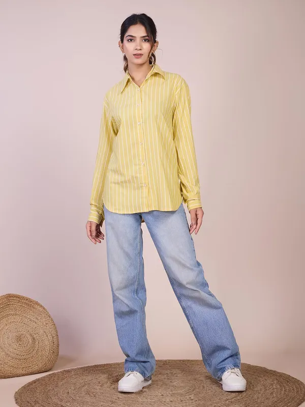 Womens_Cotton_Button_Down_Shirt