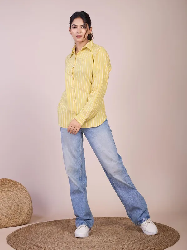 Womens_Cotton_Button_Down_Shirt