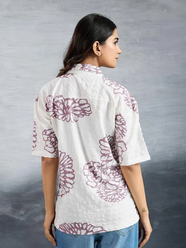 Womens_Polyester_Button_Down_Shirt