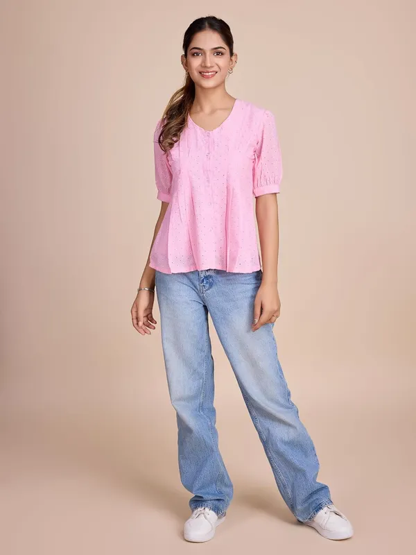 Womens_Cotton_Schiffli_Top_With_Crepe_Inner