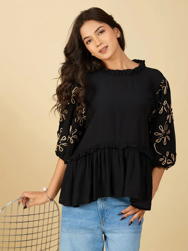 Womens_Embroidered_Nylon_Viscose_Top
