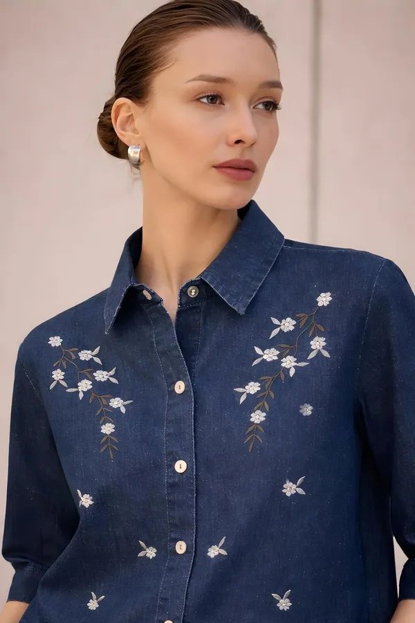 Womens_Embroidered_Crop_Shirt