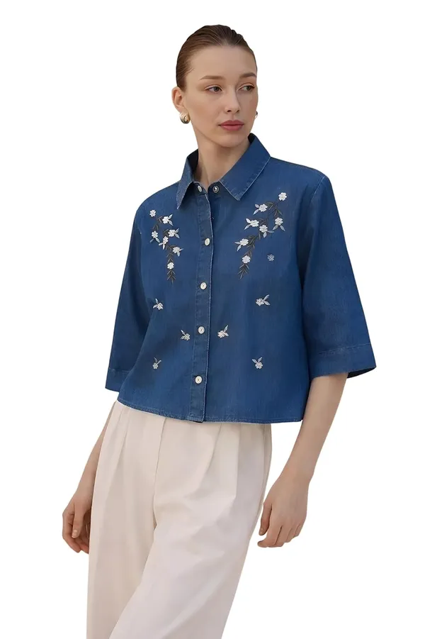 Womens_Embroidered_Crop_Shirt