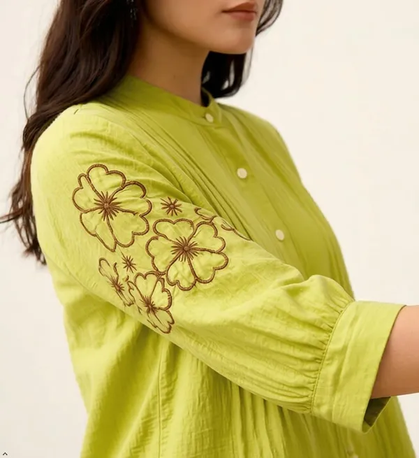 Womens_Embroidered_Button_Down_Shirt