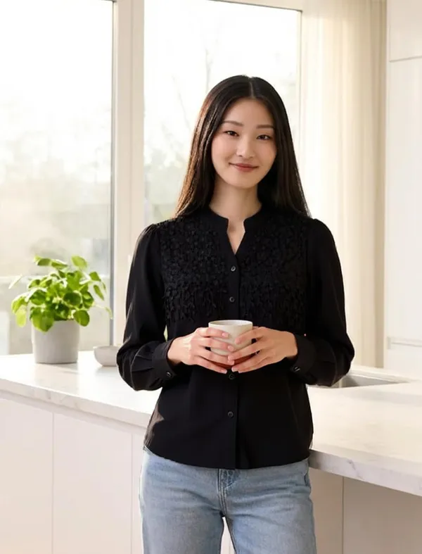 Womens_Embroidered_Button_Down_Shirt