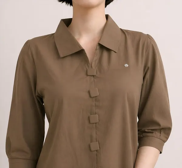 Womens_Collared_Button_Down_Shirt