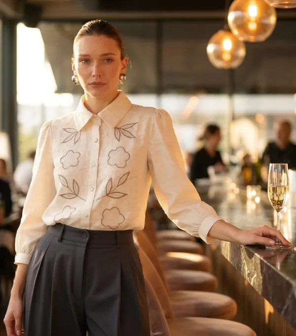 Womens_Embroidered_Button_Down_Shirt