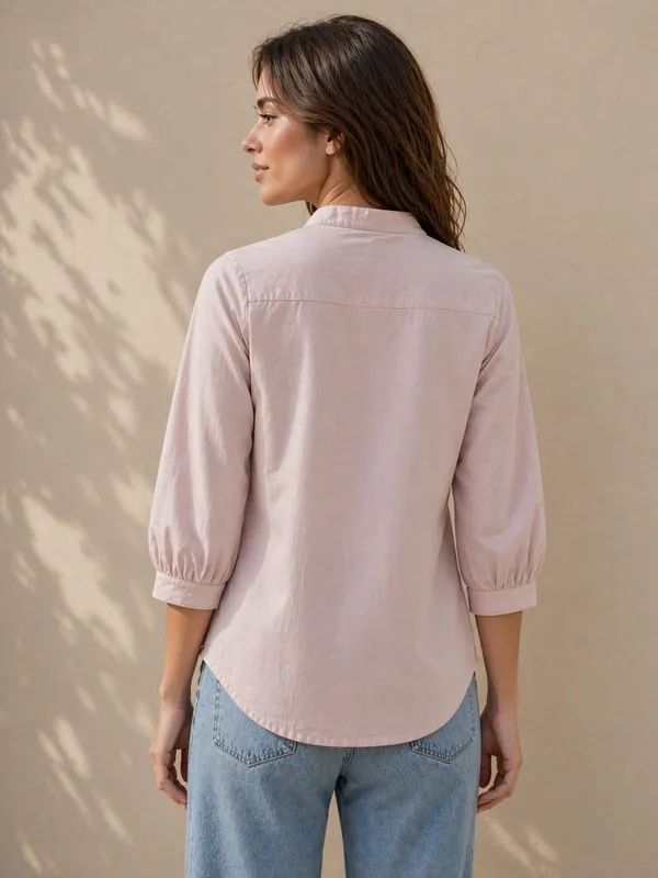 Womens_Embroidered_Button_Down_Shirt