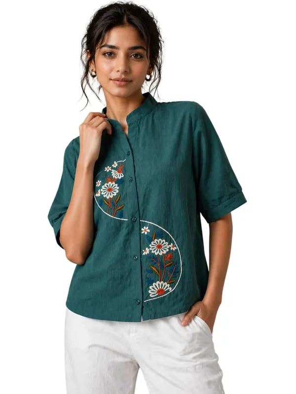 Womens_Embroidered_Button_Down_Shirt