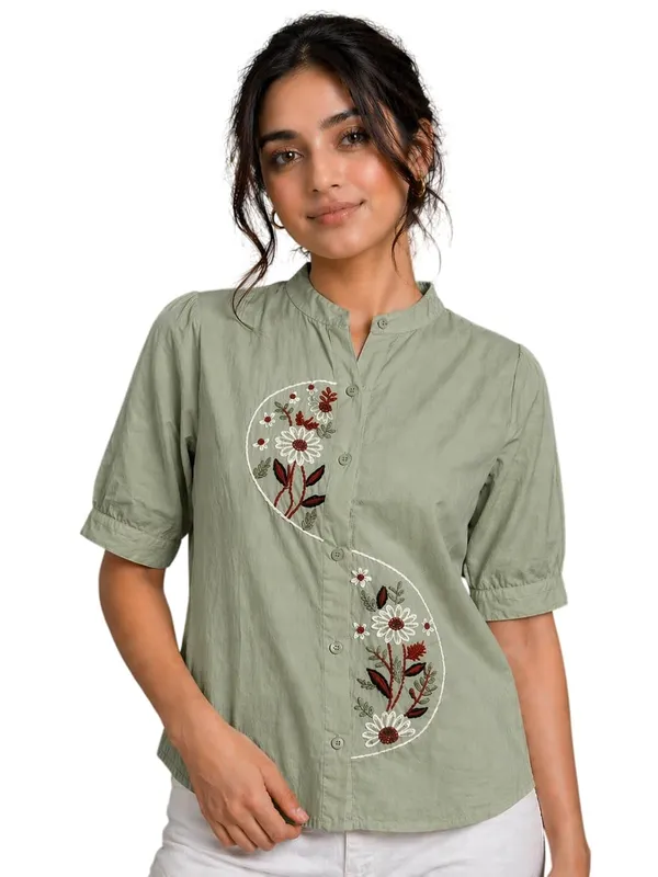 Womens_Embroidered_Button_Down_Shirt