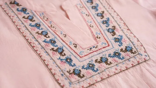 Women_Cotton_Blend_Kurti_Top