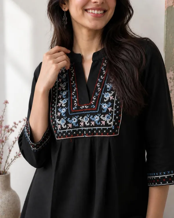 Women_Cotton_Blend_Kurti_Top