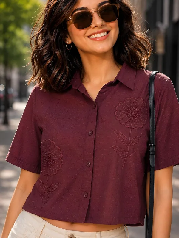 Womens_Embroidered_Cotton_Blend_Crop_Shirt