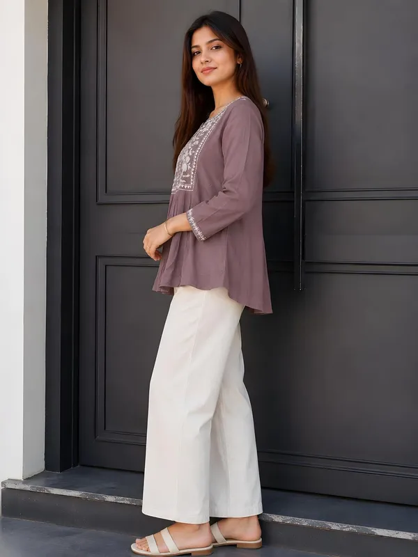 Women_Cotton_Blend_Kurti_Top