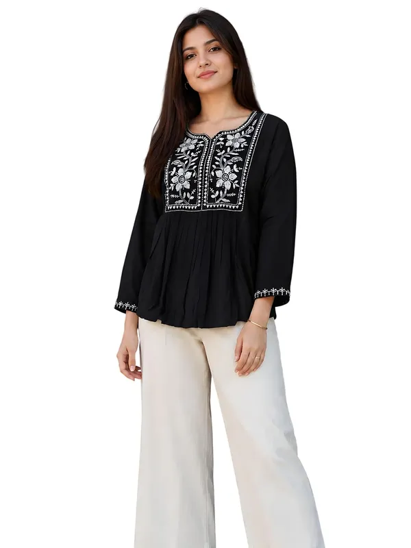 Womens_Embroidered_Cotton_Blend_Kurti_Top