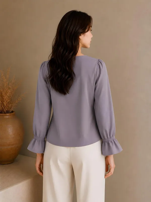 Women_V_Neck_Button_Down_Shirt