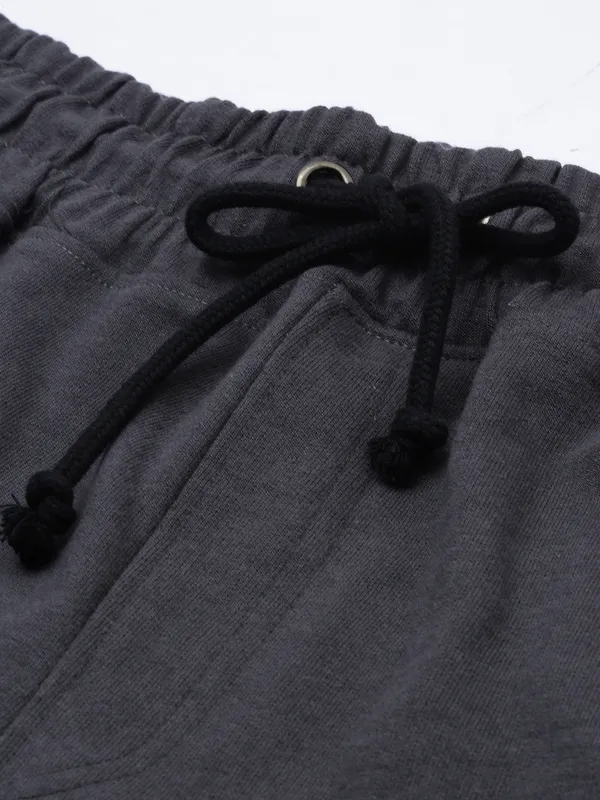Charcoal_Grey_Cotton_Cargo_Shorts_With_Drawstring_For_Men