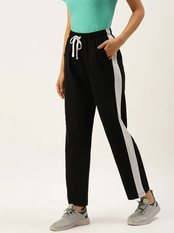 Black_And_White_Cotton_Blend_Drawstring_Joggers_For_Women