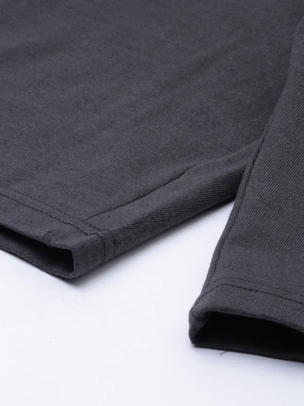 Charcoal_Grey_Cotton_Cargo_Shorts_With_Drawstring_For_Men