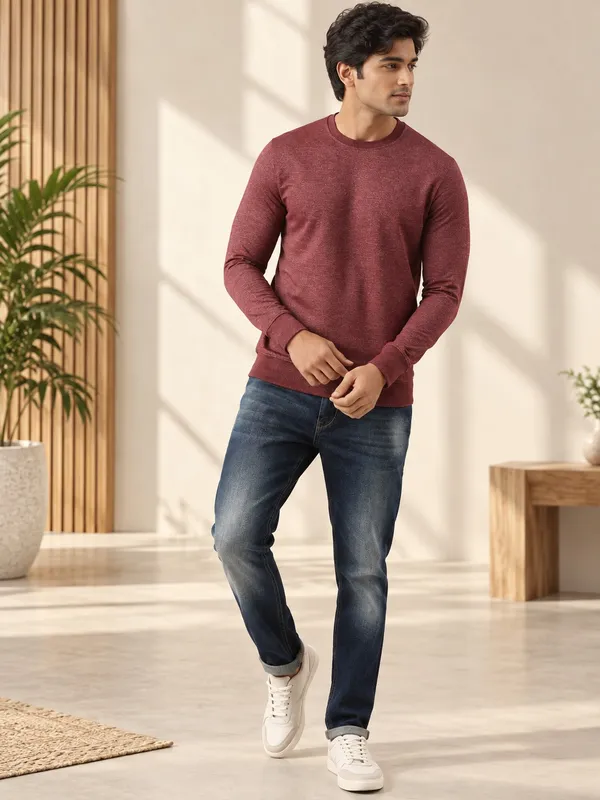 Maroon_Knit_Regular_Fit_Sweatshirt_for_Men