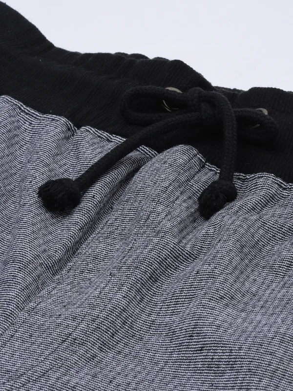 Grey_Melange_Cotton_Blend_Joggers_For_Men