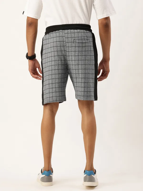 Grey_Checked_Cotton_Blend_Drawstring_Shorts_For_Men