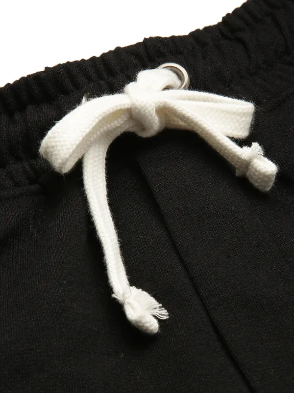 Black_Cotton_Blend_Drawstring_Sports_Shorts_For_Women