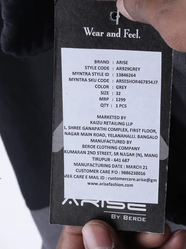 Grey_And_Black_Cotton_Blend_Cargo_Shorts_For_Men