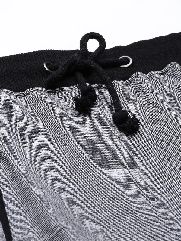 Grey_Textured_Knit_Cargo_Shorts_Contrast_Waistband_For_Men