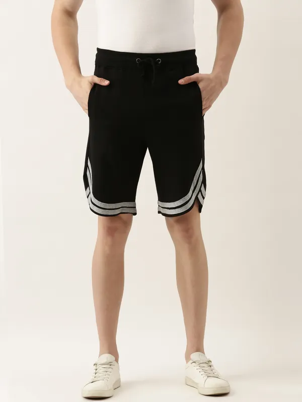 Black_And_White_Striped_Hem_Cotton_Blend_Sports_Shorts_For_Men