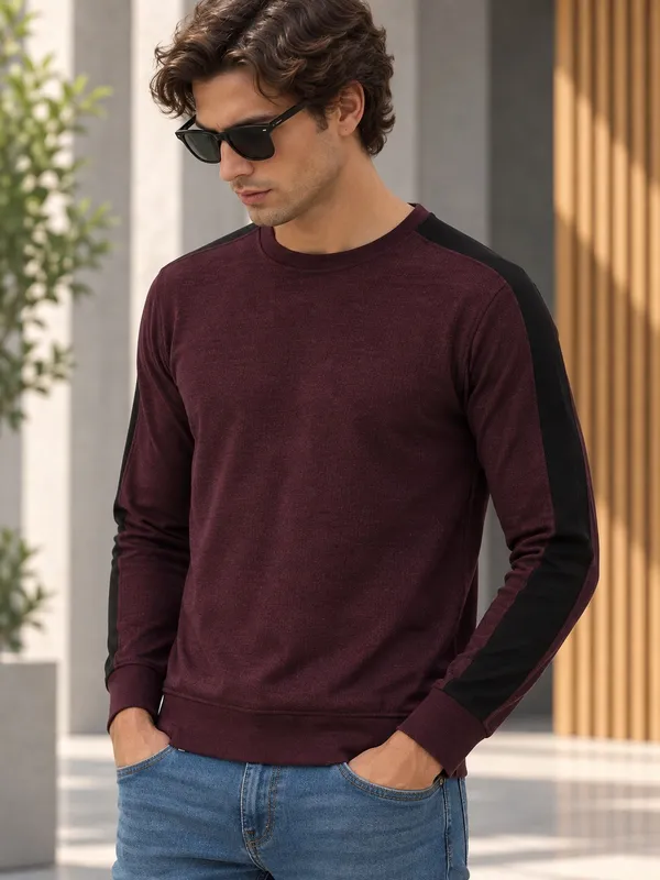 Maroon_Colorblock_Crew_Neck_Sweatshirt_for_Men