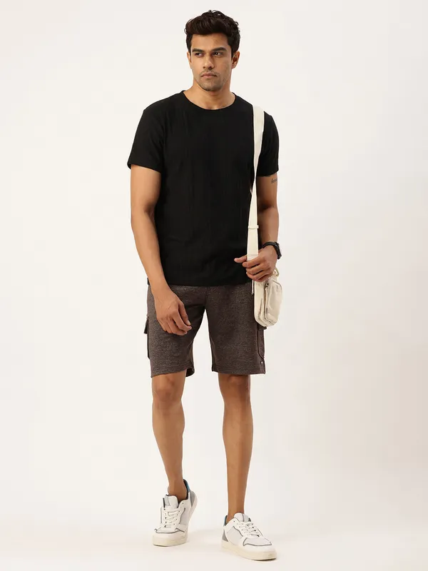 Dark_Grey_Cotton_Blend_Relaxed_Fit_Cargo_Shorts_For_Men
